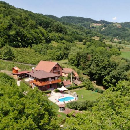 Country House Lozanjska Terasa Pensionat Exteriör bild